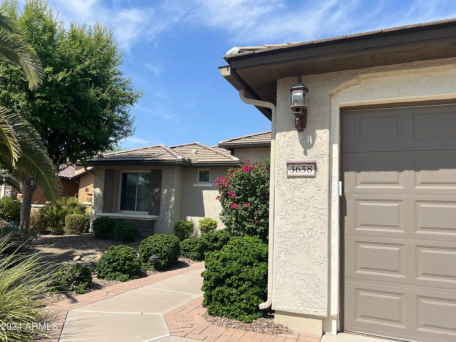2 bed, 2.0 bath, 1817 sqft, $3,000 — Photo 1