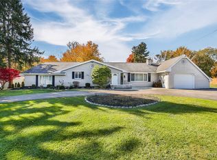 4440 Gunnville Rd, Clarence, NY 14031