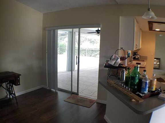 4th image of 4504 SW 5th Pl