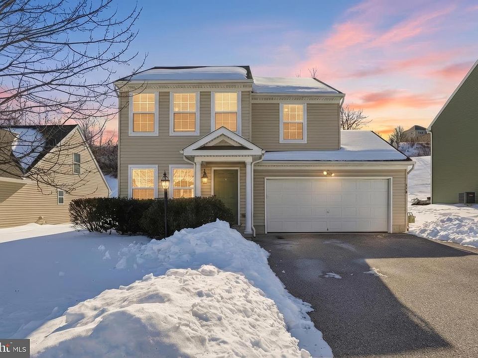 1st image of 370 Azalea Dr