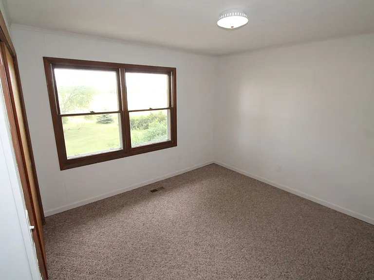 24820 County Line Rd — Photo 17