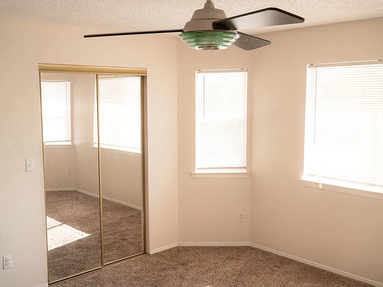 5760 W Valley Cir — Photo 24