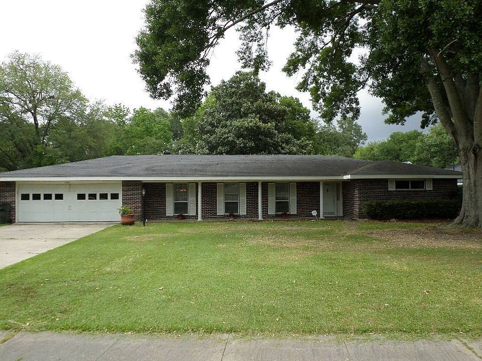 1st image of 1308 Jefferson Dr
