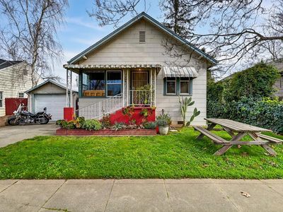 4025 53rd St, Sacramento, CA, 95820