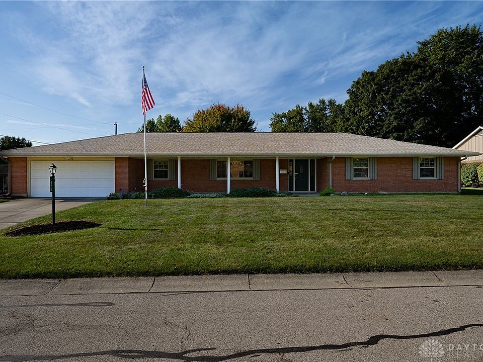 1st image of 1370 Carrilon Woods Dr