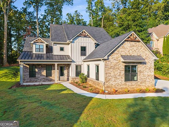 2nd image of 7252 Creekside Way
