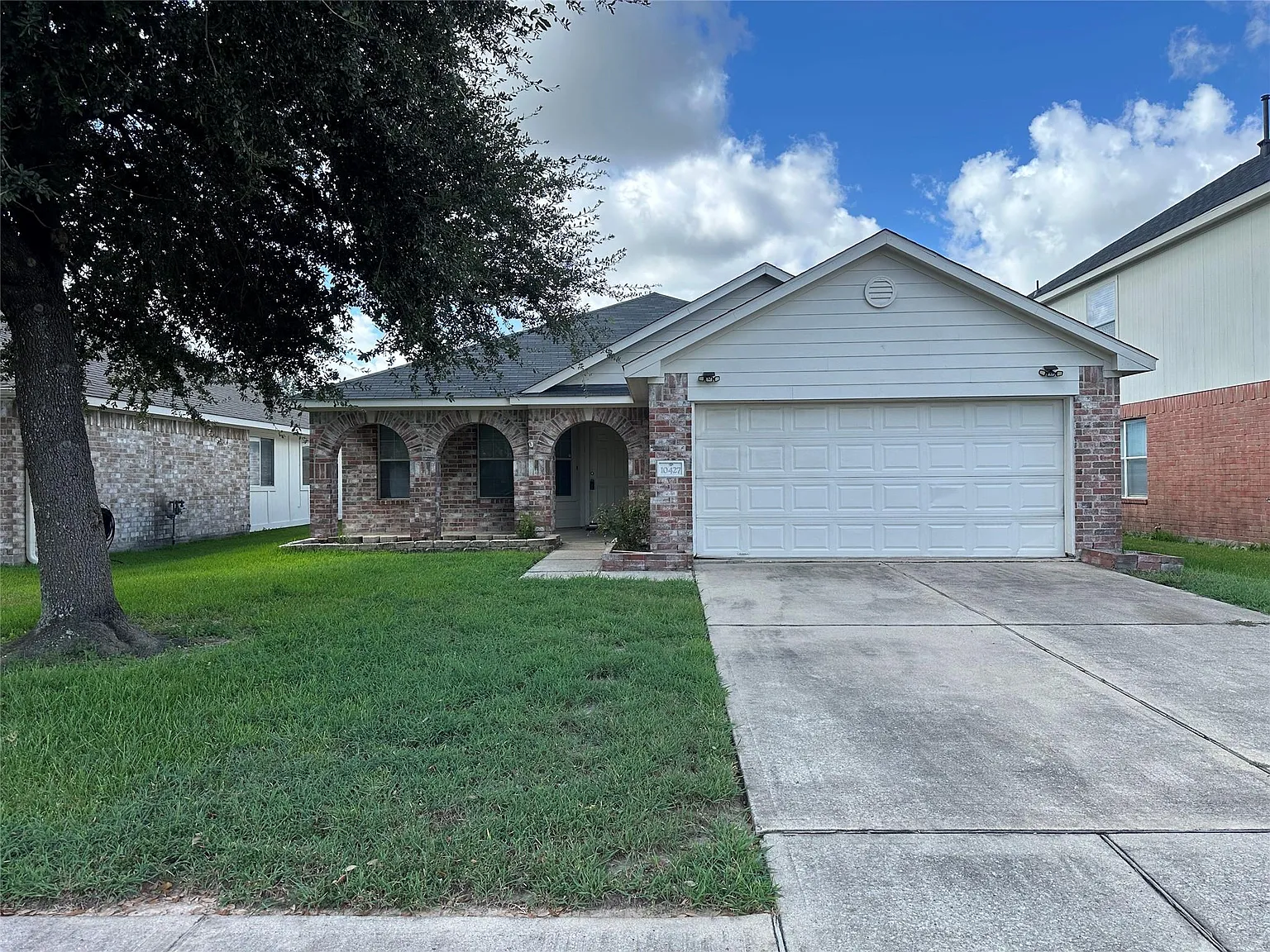 3 bed, 2.0 bath, 1721 sqft, $1,850 — Photo 2
