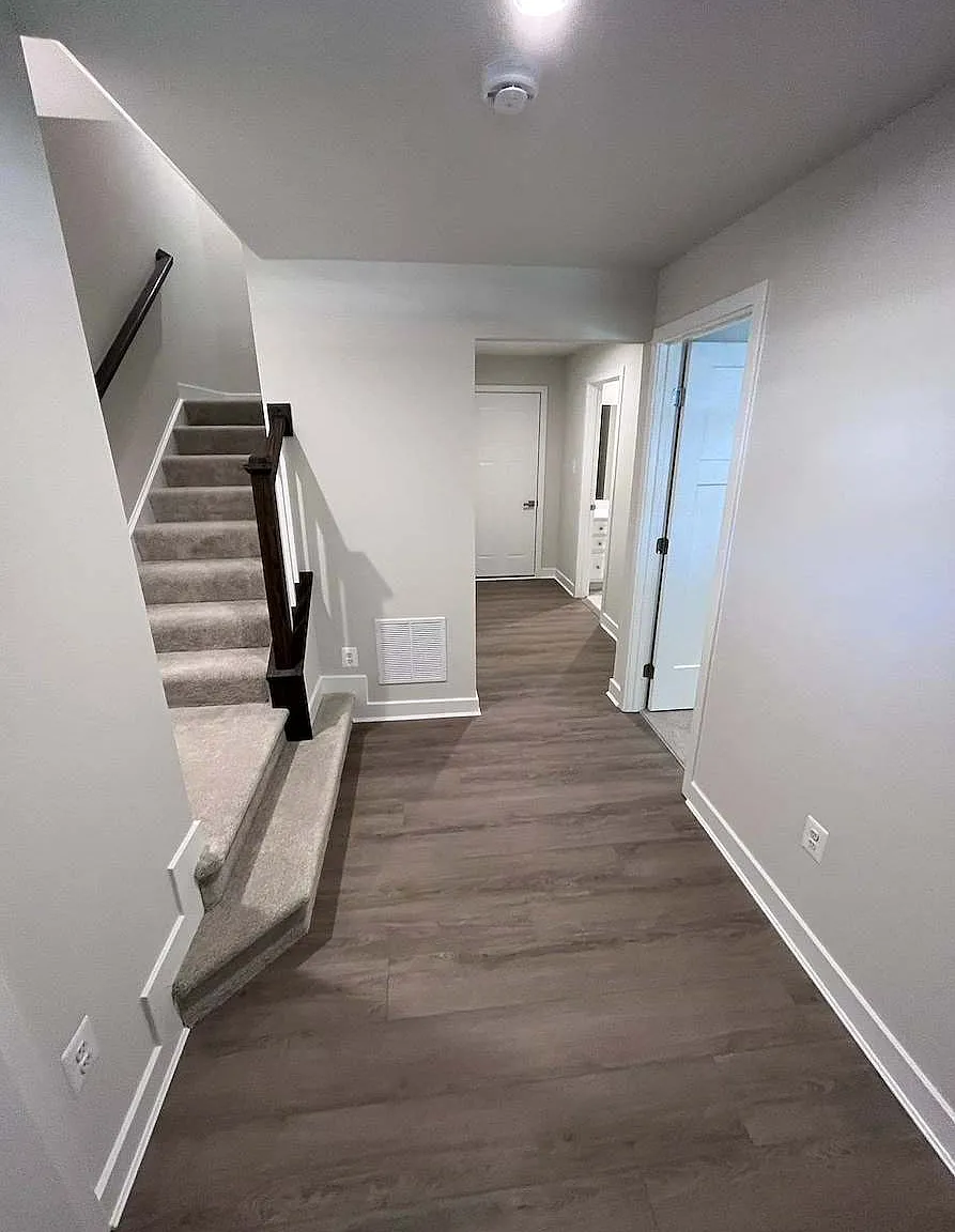 4 bed, 3.5 bath, 2240 sqft, $3,195 — Photo 2