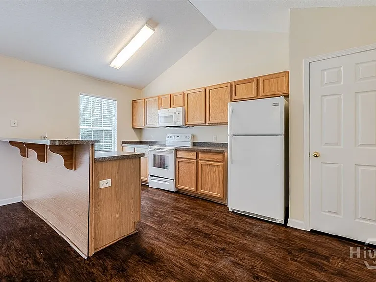 302 Shadowbrook Dr — Photo 13