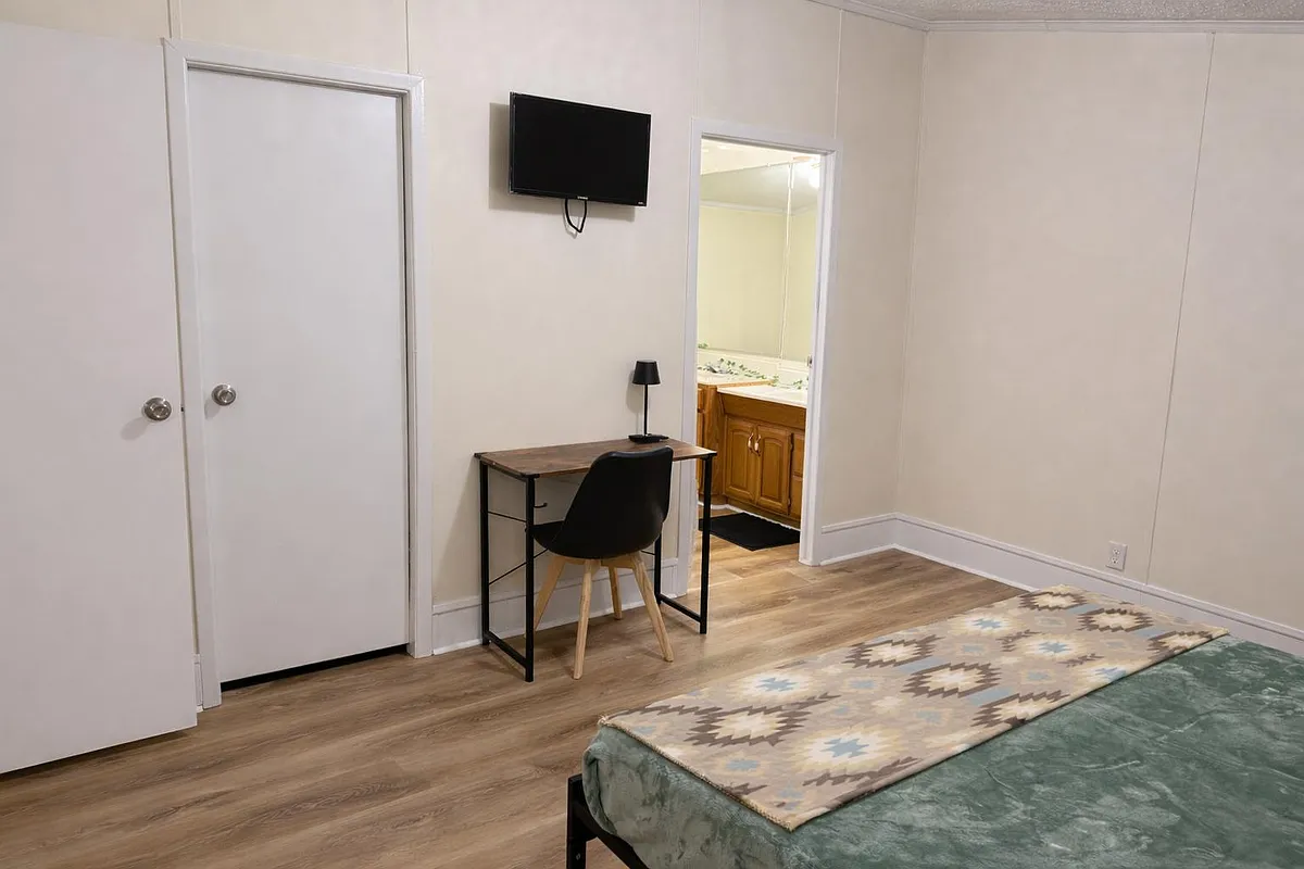 Building Photo - Redfish Dr