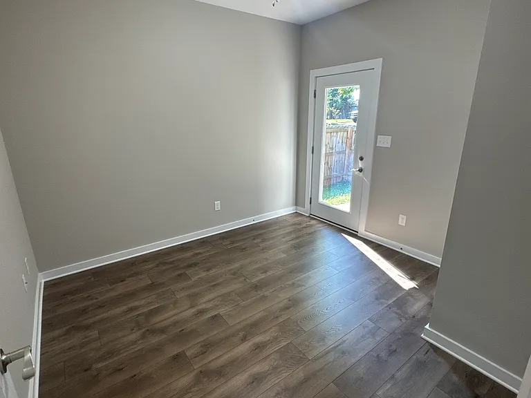 4100 Apex Dr — Photo 4