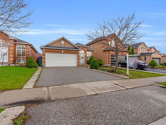 3rd image of 112 Cresthaven Rd