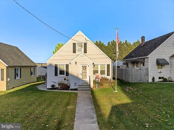 820 McAllister St, Hanover, PA 17331