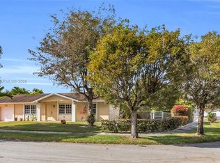 San Sebastian Unit 4, Miami, FL 33175