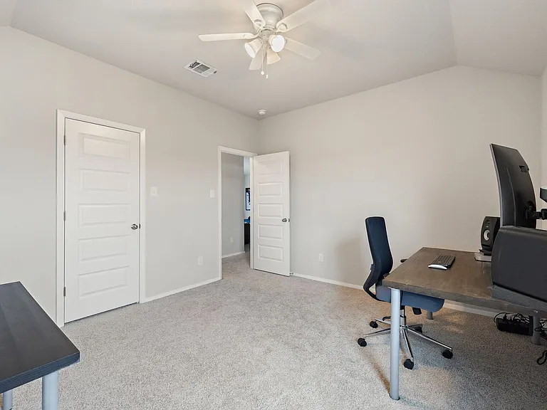 408 Black Opal Dr — Photo 34