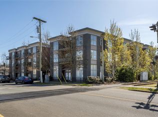 555 Franklyn St #310, Nanaimo, BC V9R2X9