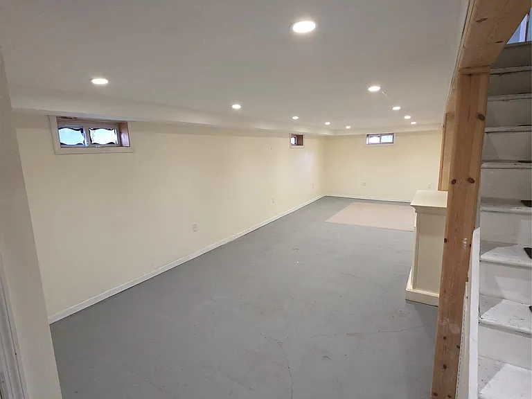220 Raff Ave — Photo 19