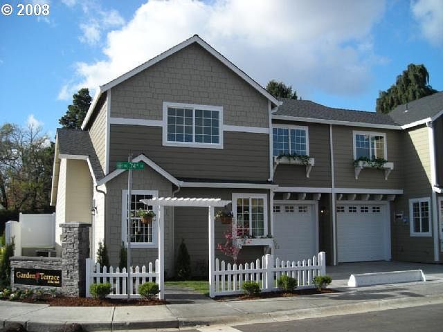 1st image of 5112 NE 74th Ct