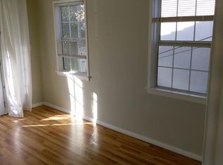 2234 1/2 N Niagara St, Burbank, CA 91504