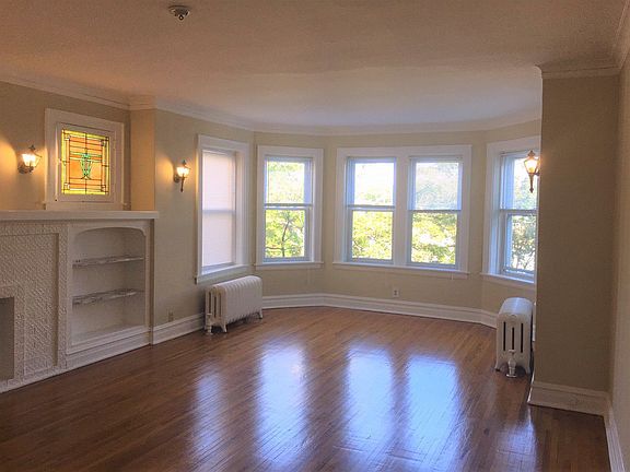 2nd image of 2145 W Arthur Ave #3