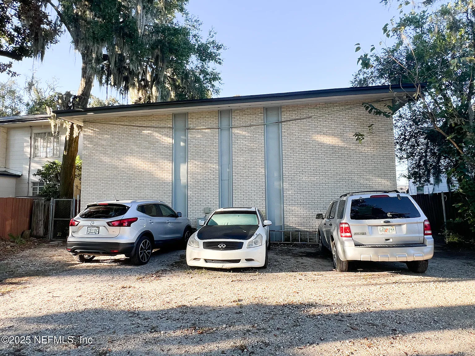1 bed, 1.0 bath, 525 sqft, $895 — Photo 3