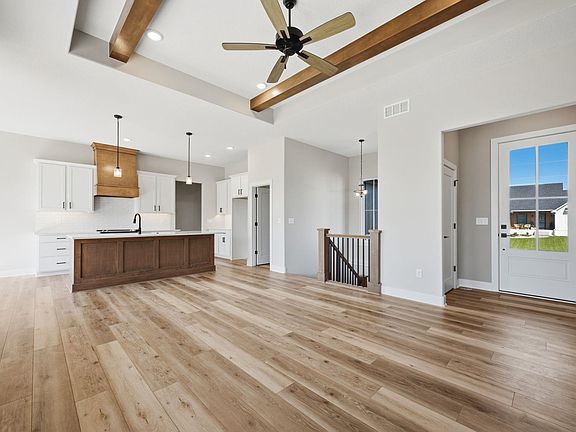 5th image of 4989 N Emerald Ct