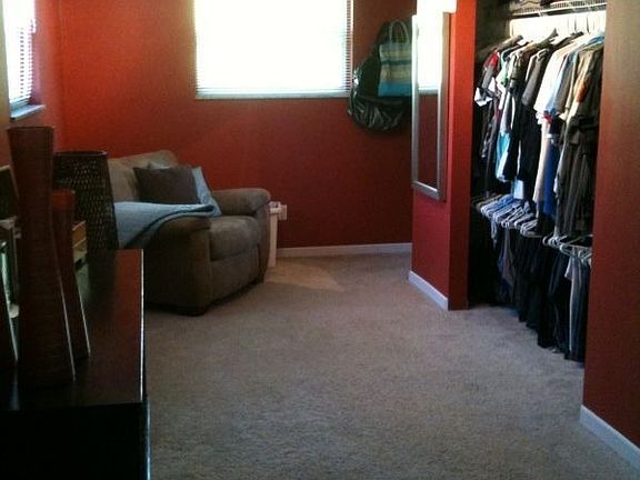 Master Sitting/Closet