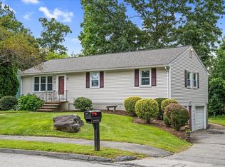 29 Kenda Rd, Shrewsbury, MA 01545