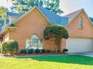 2816 Ashley Wood Dr, Birmingham, AL 35216