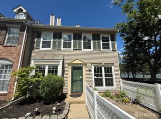 128 Albury Way, North Brunswick, NJ 08902