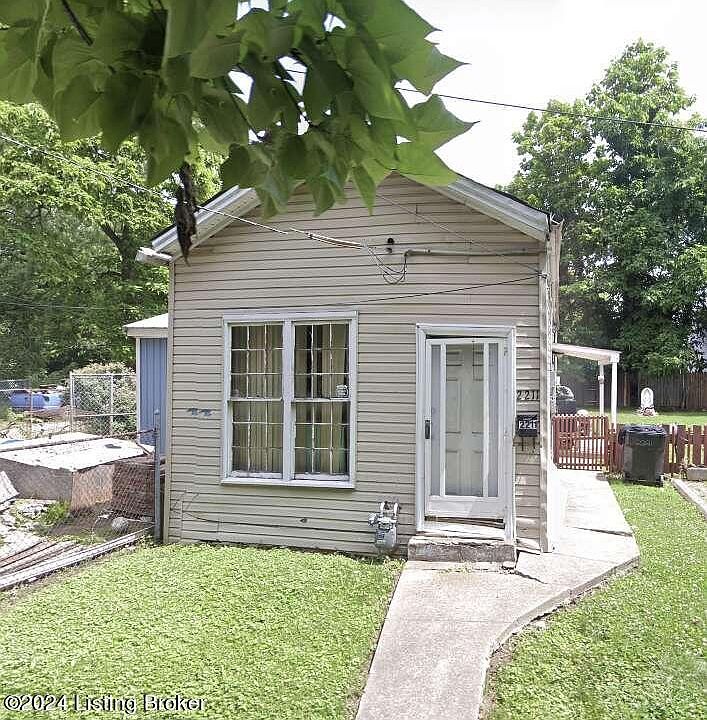 1st image of 2211 Garfield Ave