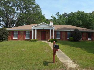 200 Pine Knoll Dr, Ridgeland, MS 39157