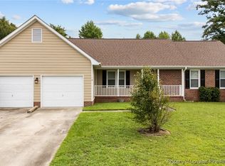 206 Oakbluff Dr, Raeford, NC 28376