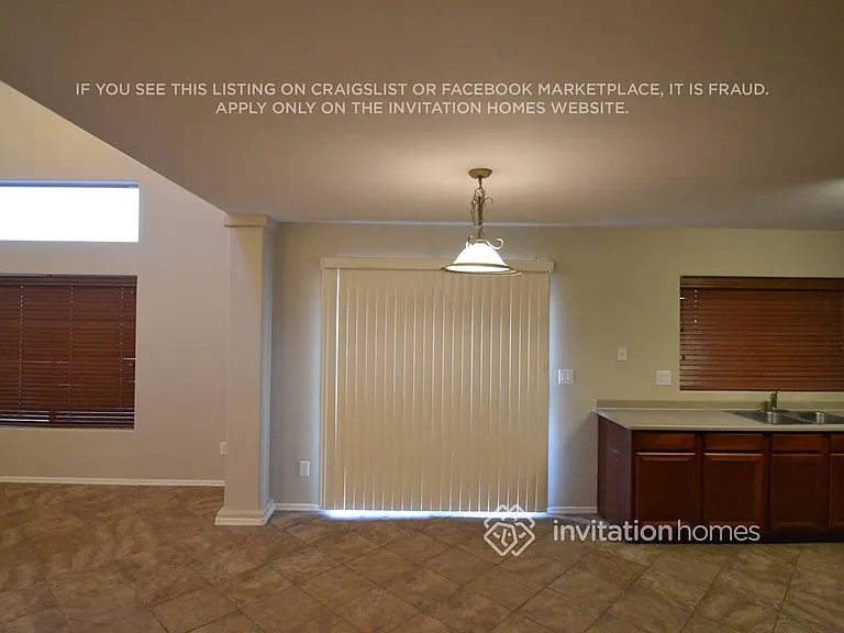 5605 S 51st Dr — Photo 5