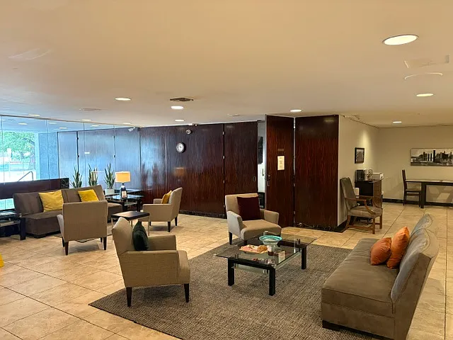 1 bed, 717 sqft, $1,575 — Photo 2