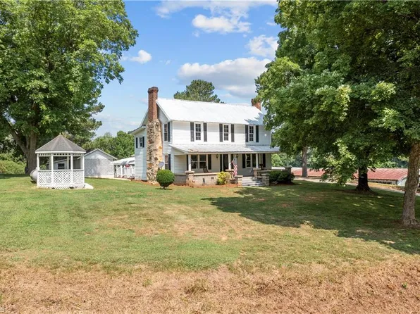 8587 Lindley Mill Rd, Snow Camp, NC 27349