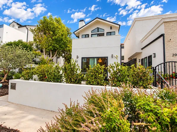 207 10th St, Huntington Beach, CA 92648