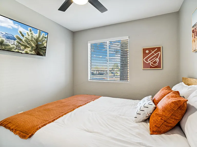 532 S Allred Dr — Photo 44