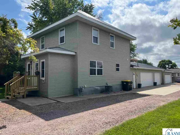 204 8th Ave N, Saint James, MN 56081