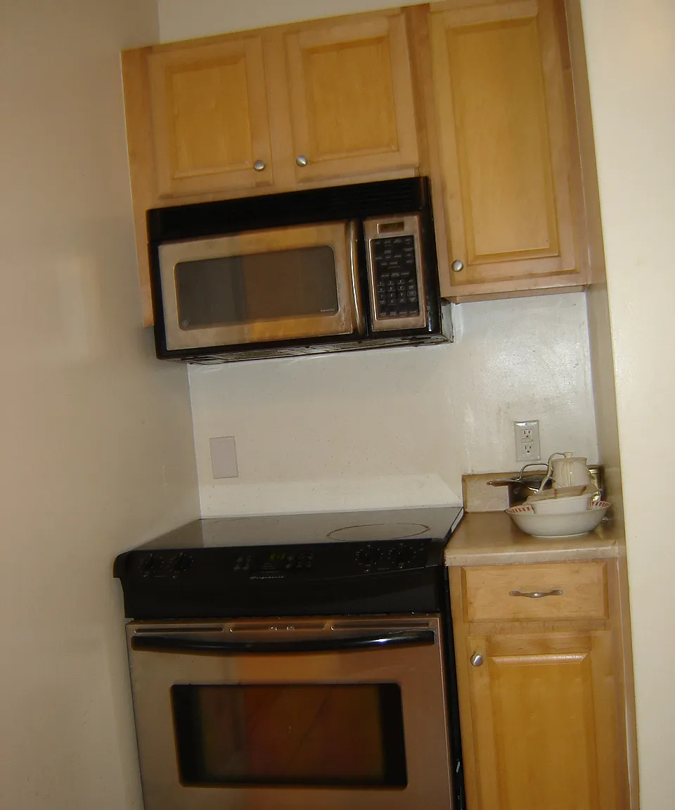 731 Peyton Ave — Photo 4