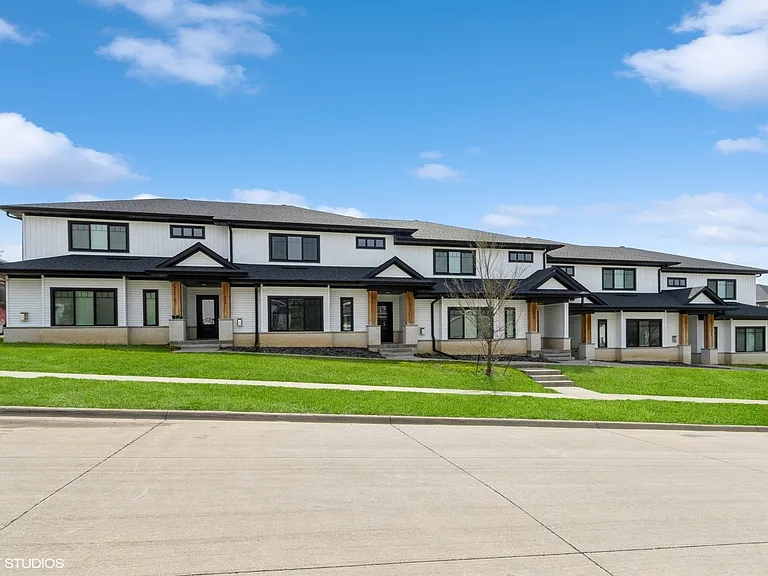 Rollins Pass Condominiums — Photo 27