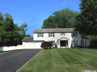 8 Duxbury Way, Rochester, NY 14618