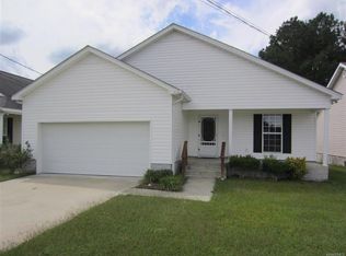 202 Riverview Dr, Daleville, AL 36322