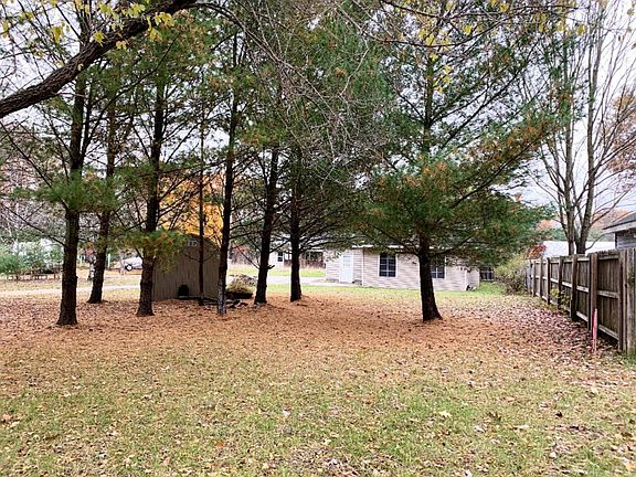 5th image of Hickory Dr
