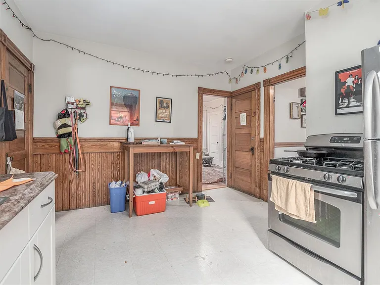81 Bristol Rd #2 — Photo 10