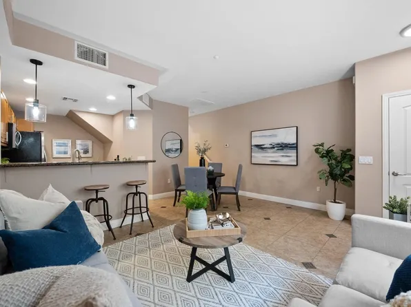 7745 El Cajon Blvd Unit 4, La Mesa, CA 91942