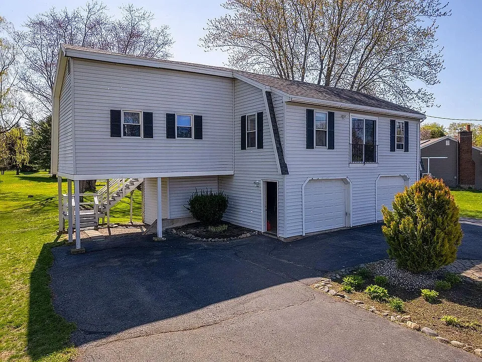 28 Orchard Farm Rd
