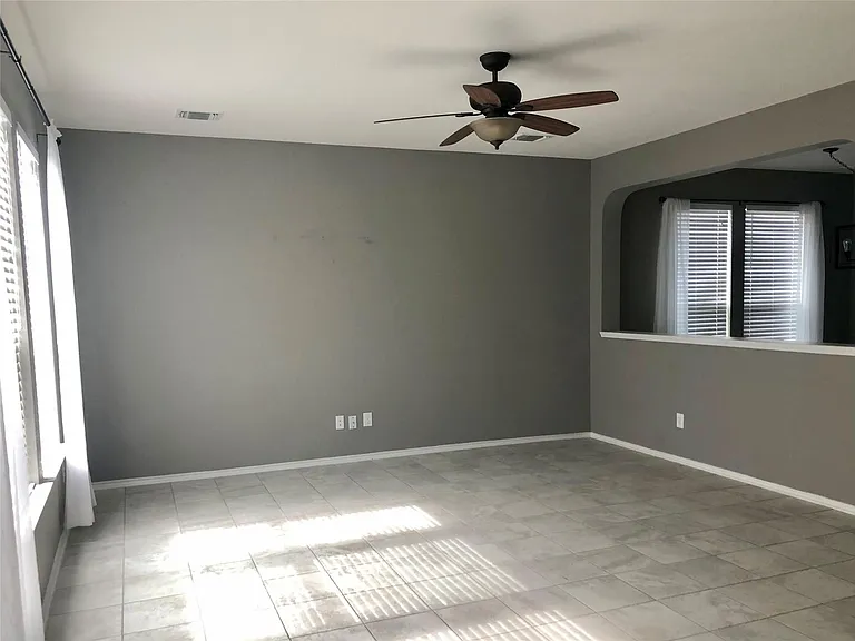1649 Bovina Dr — Photo 8