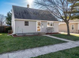 837 Grand Ave, Loves Park, IL 61111