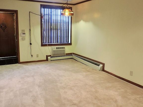 3rd image of 4523 Avenue H #2